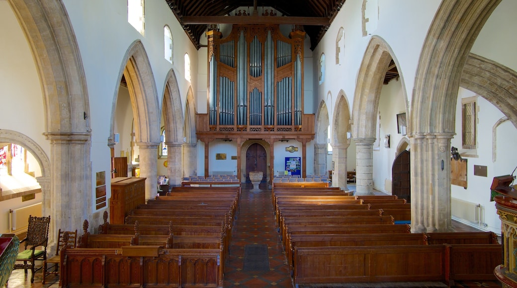 Hythe mostrando una iglesia o catedral, elementos religiosos y elementos del patrimonio