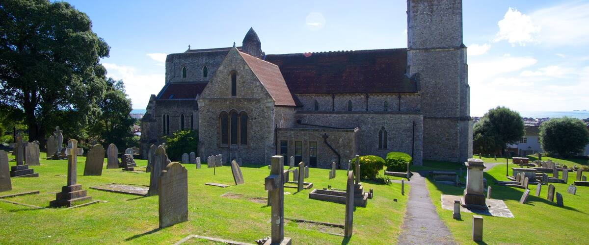 St Leonard\'s Church which includes a church or cathedral, a castle and religious elements