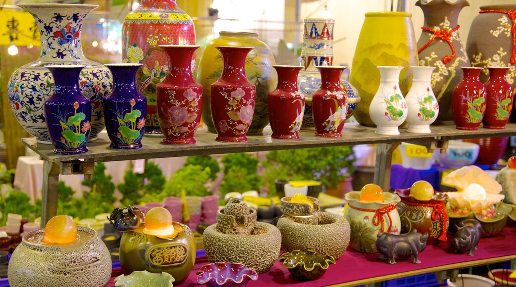 Taipei which includes markets