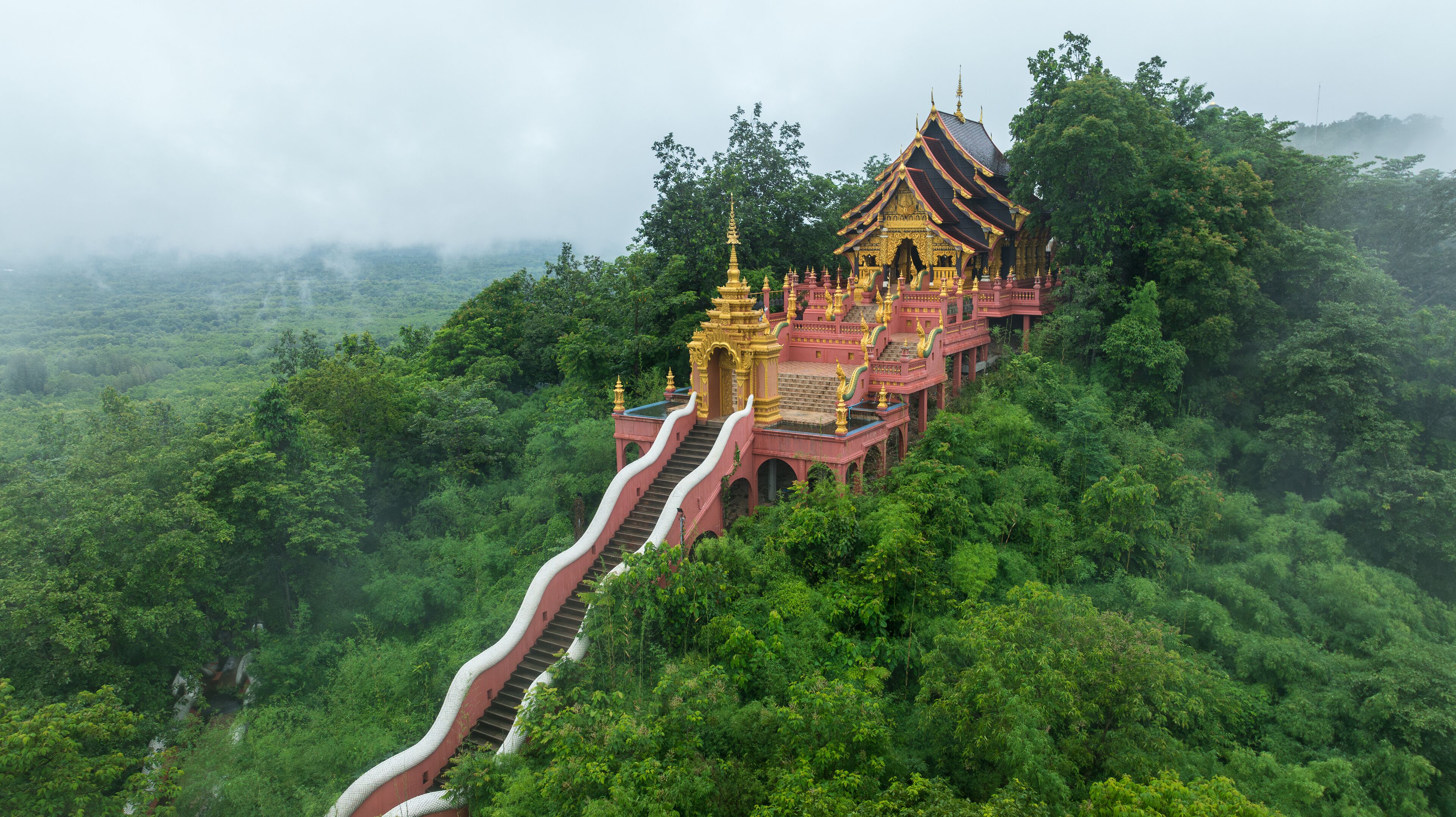 Wat Phra That Doi Phra Chan Mae Tha, Lampang province Thailand, Landmark and religious attractions in the riany season