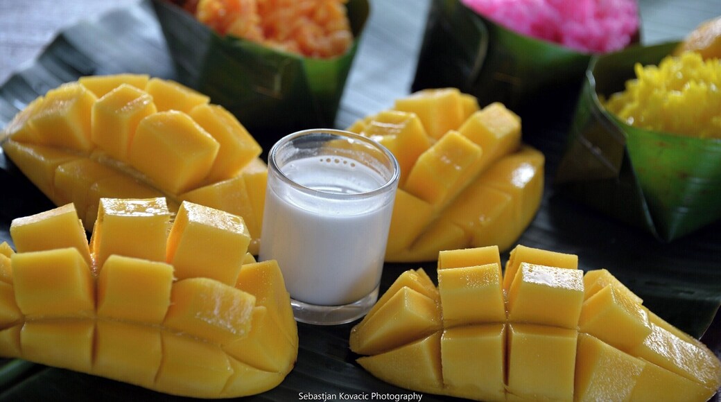 #HomeCooking #Thai #Food #StickyRice #Mango
#Thailand #TravelBlogger #SebAndBuaWorld
You want to see more about us? Try here:
travel blog: https://sebandbuaworld.wordpress.com/
FB page: https://www.facebook.com/SebAndBuaWorld/
Instagram: https://www.instagram.com/sebandbuaworld/
See you ;)