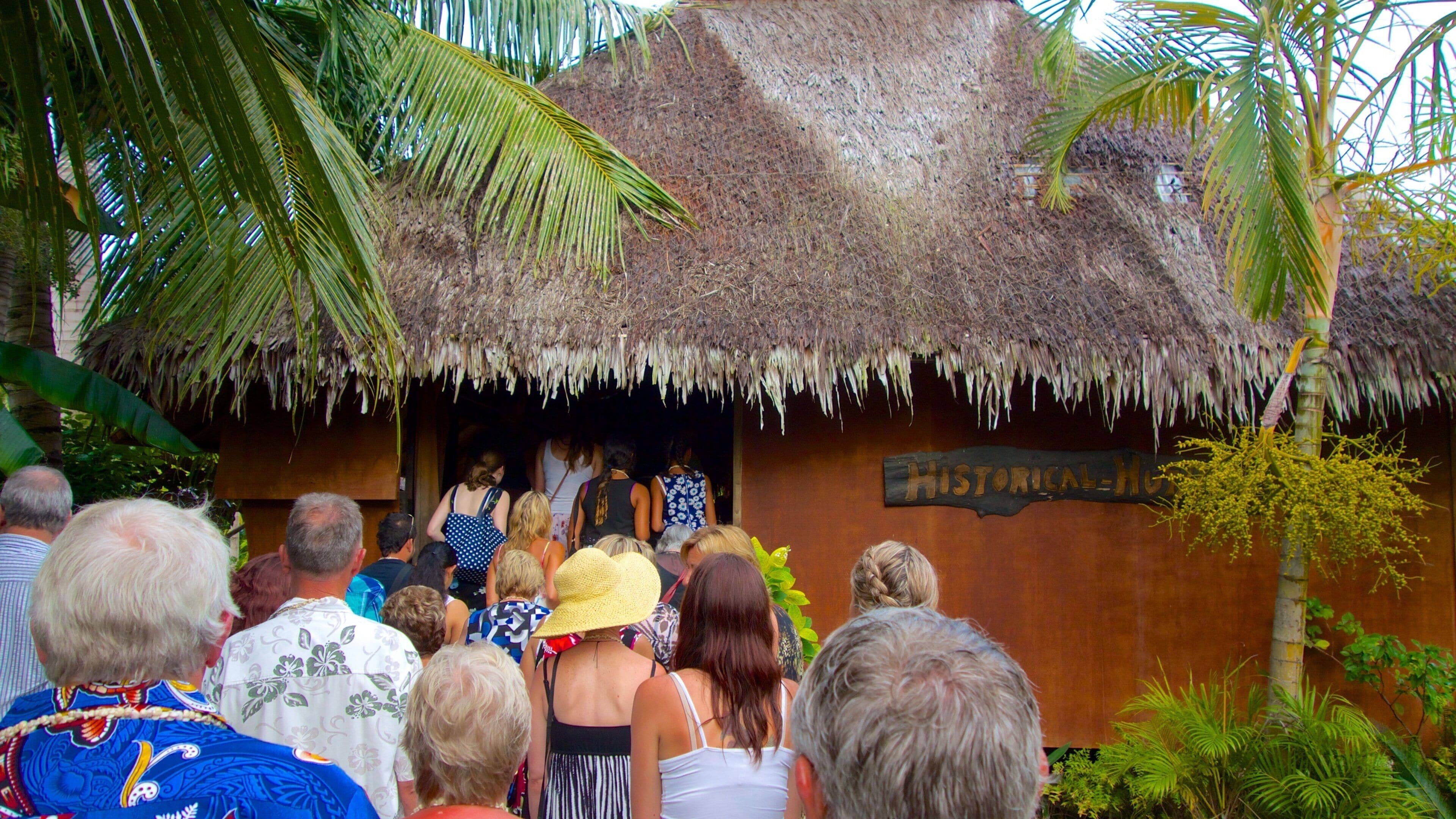 หมู่บ้าน Te Vara Nui ตลอดจน คนกลุ่มเล็ก