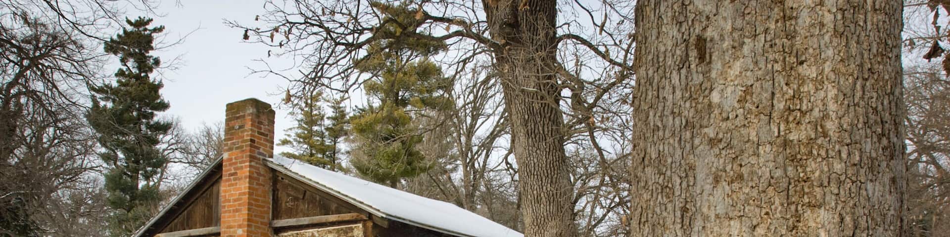 Arbor Lodge State Historical Park which includes snow and heritage architecture