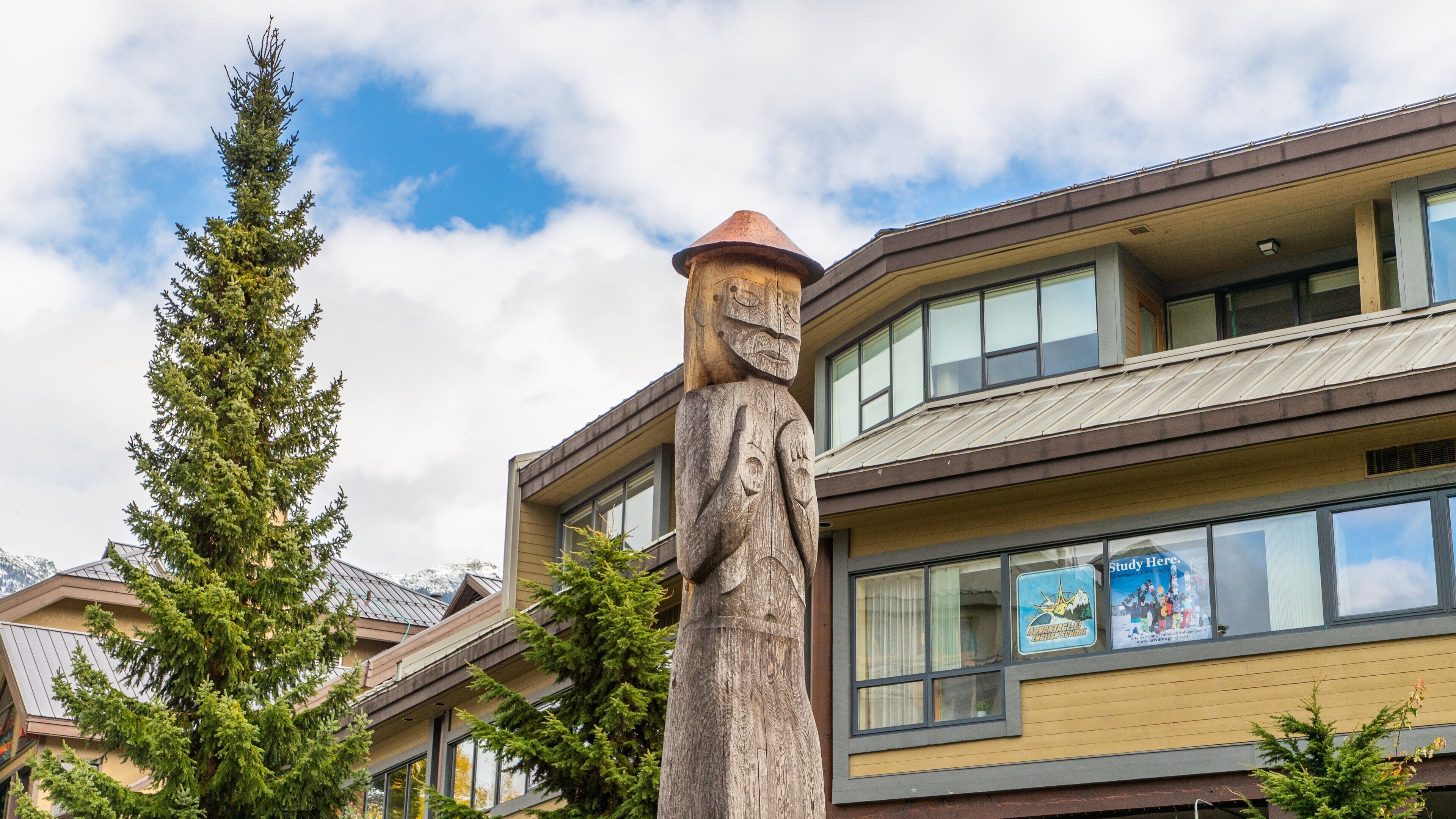 Whistler Visitor Centre showing indigenous culture