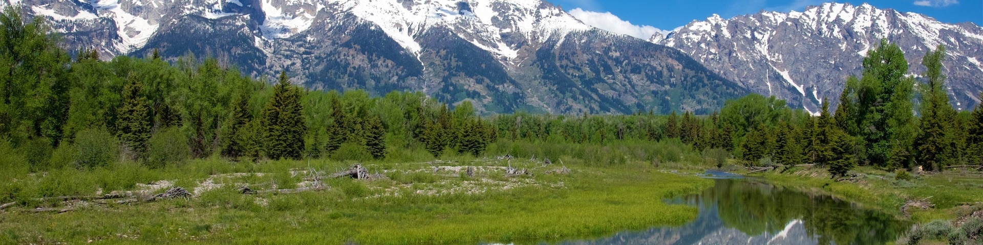 Schwabacher\'s Landing which includes snow, tranquil scenes and mountains