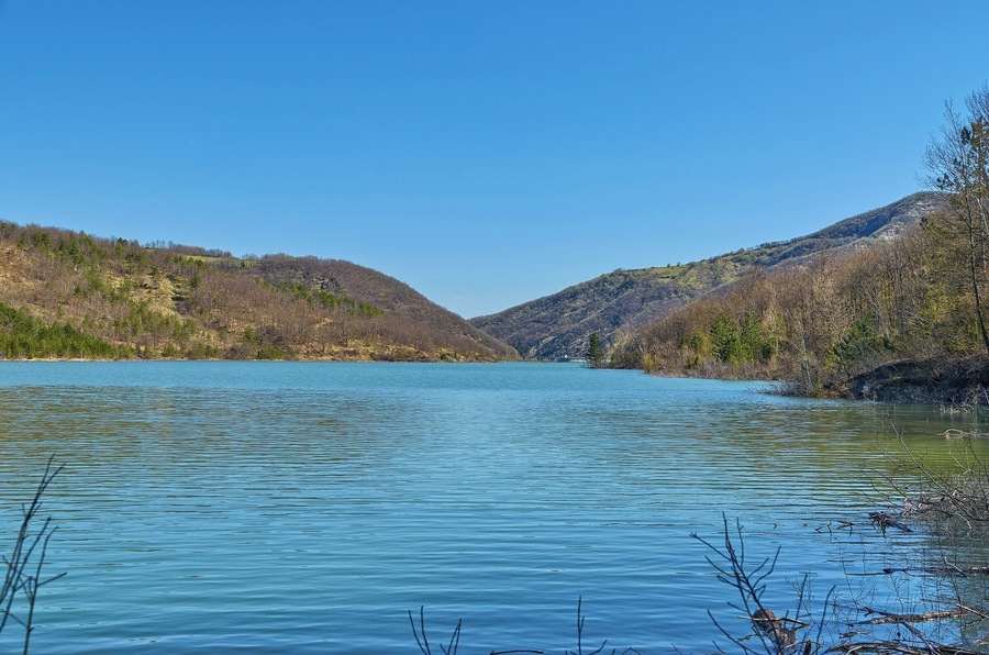 Vista verso la diga