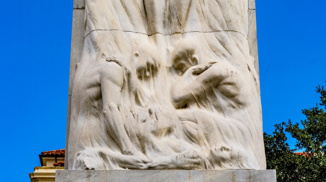 Đài tưởng niệm Davy Crockett