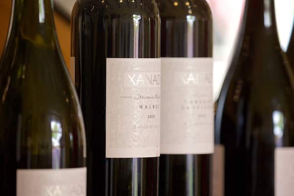 Xanadu Winery showing interior views