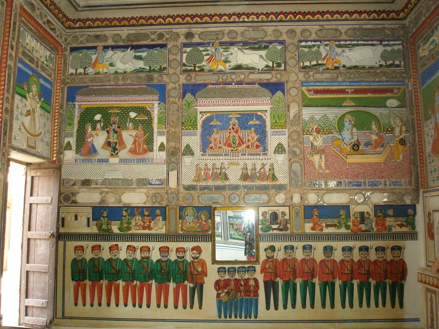 Karauli City Palace, former residence of the royal family. This palace is ornamented with stucco work & frescoes dating from the 18th century