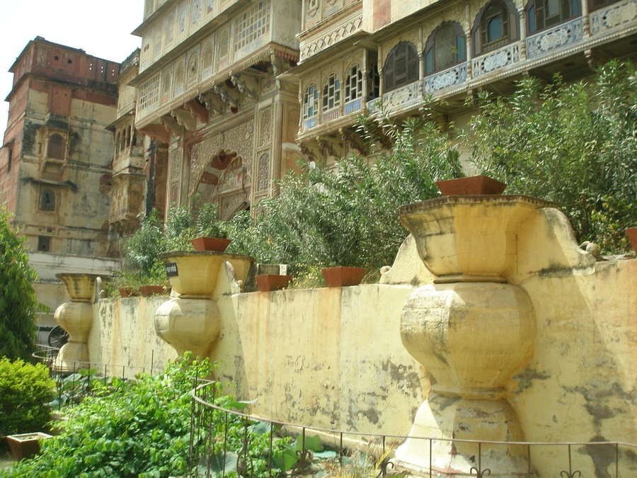 Karauli City Palace, former residence of the royal family. This palace is ornamented with stucco work & frescoes dating from the 18th century
