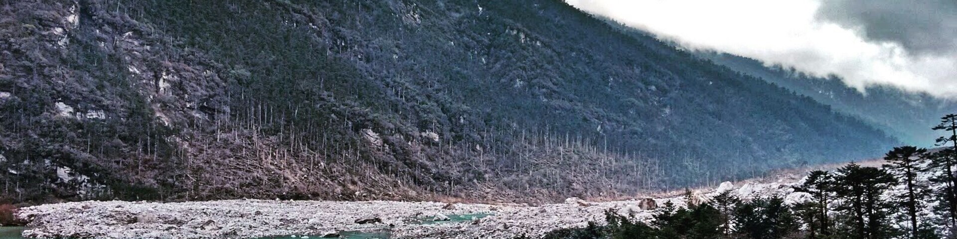 Clouds hugging the mountains.. Making it as a beautiful landscape!! #himalayas #clouds #lake
