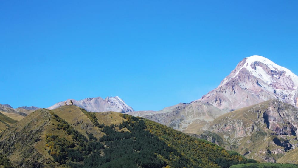 Nearly ever house in Kazbegi has this wonderful view of Mt. Kazbegi and the Gergeti Church. Make always sure to have a balcony