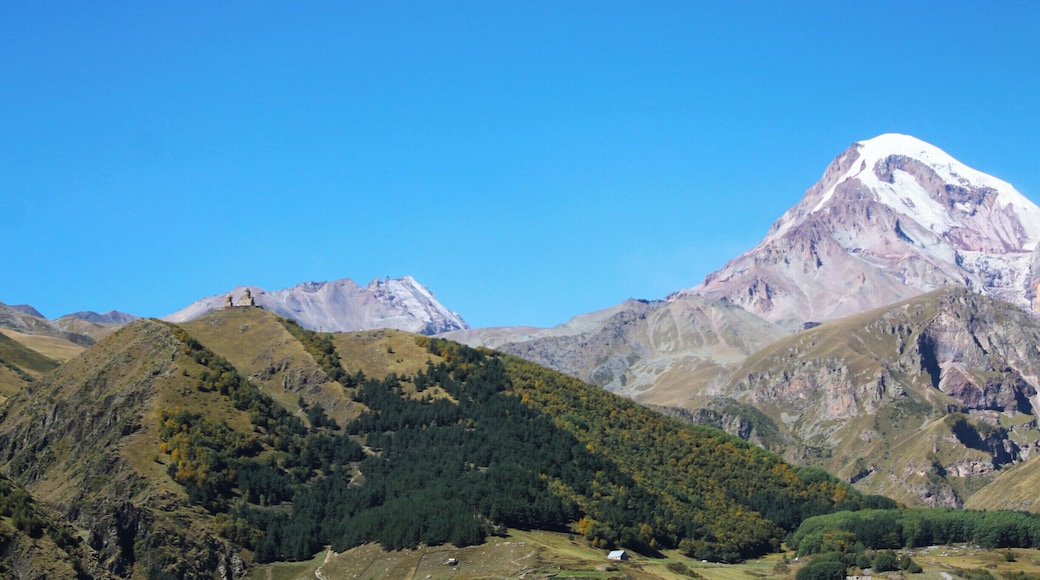 Nearly ever house in Kazbegi has this wonderful view of Mt. Kazbegi and the Gergeti Church. Make always sure to have a balcony