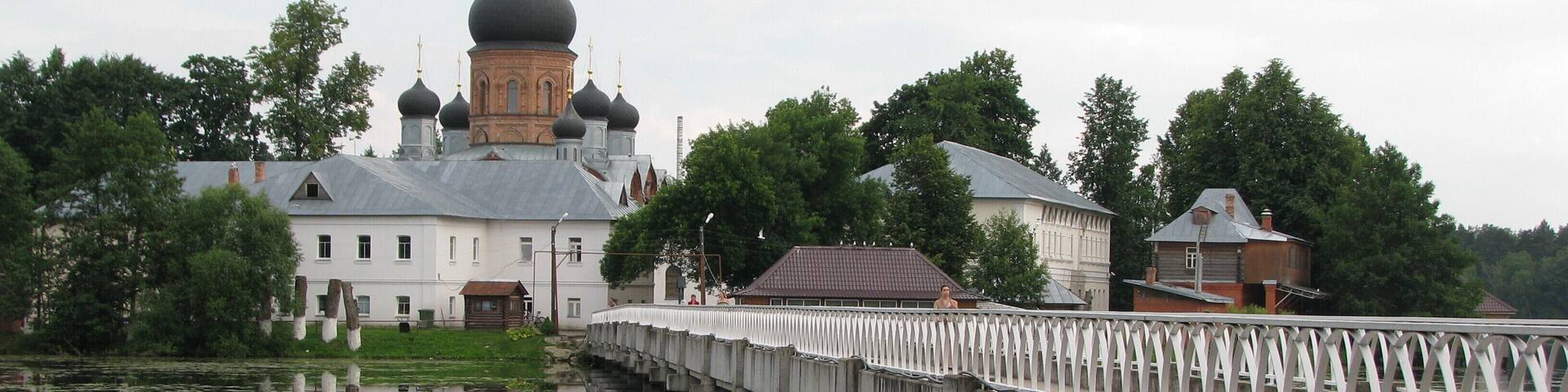 Svyato-Vvedensky Island Monastery