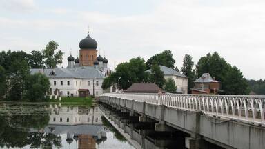 Svyato-Vvedensky Island Monastery