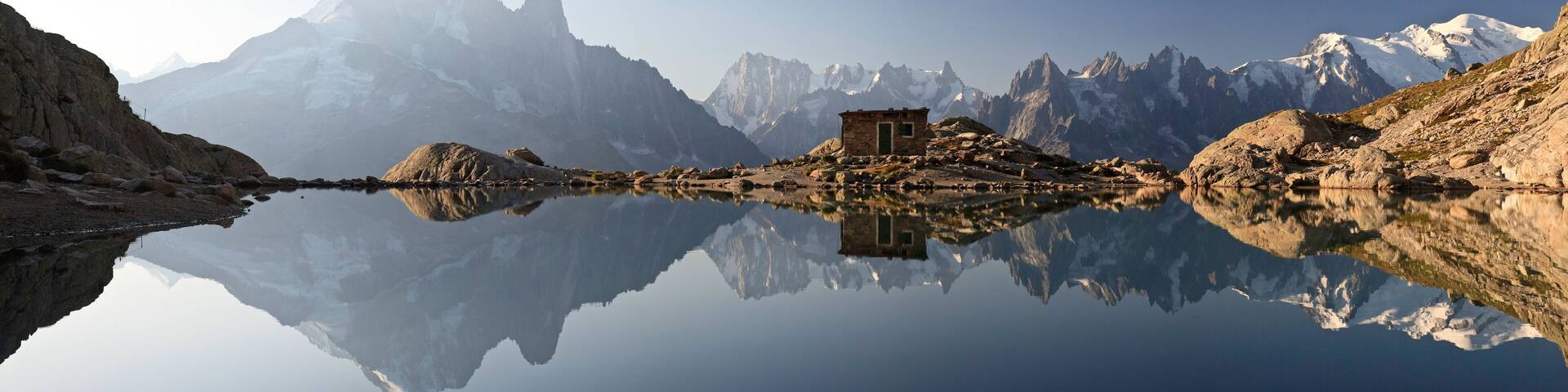 Monte Bianco e Alpi riflesse nel Lago Bianco