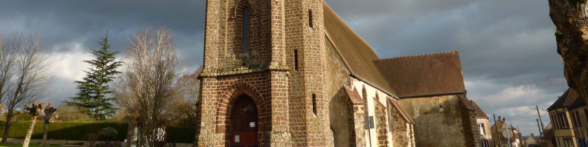 Église Saint-Pierre de Manou en Eure-et-Loir.