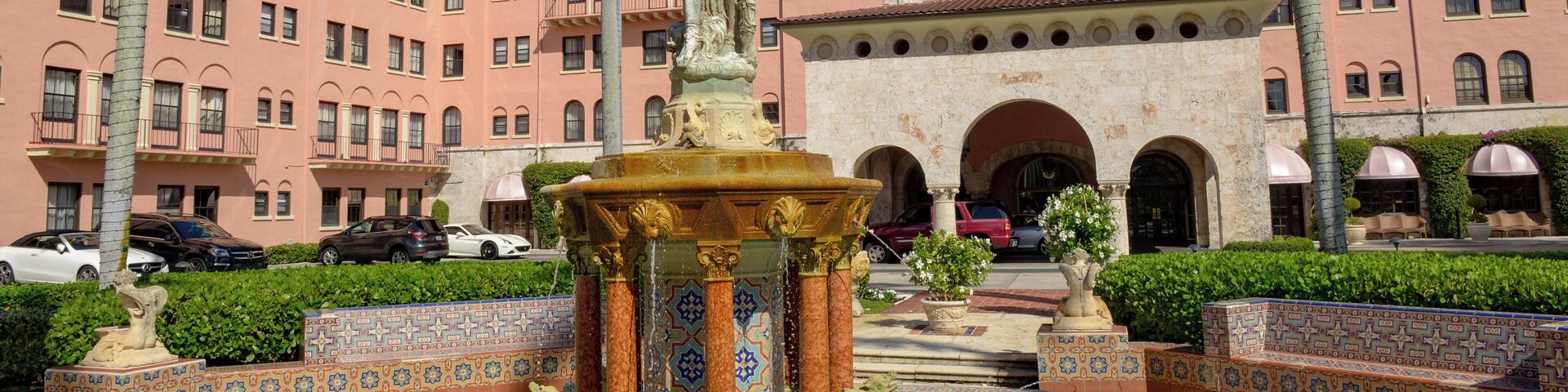 What an awesome property ! or should I say properties... the Resort and Club as well as the Yacht and Beach Clubs make this property a great bang for the buck with a ton to offer. There are lots of very unique art pieces and wonderful fountains n all over the property.