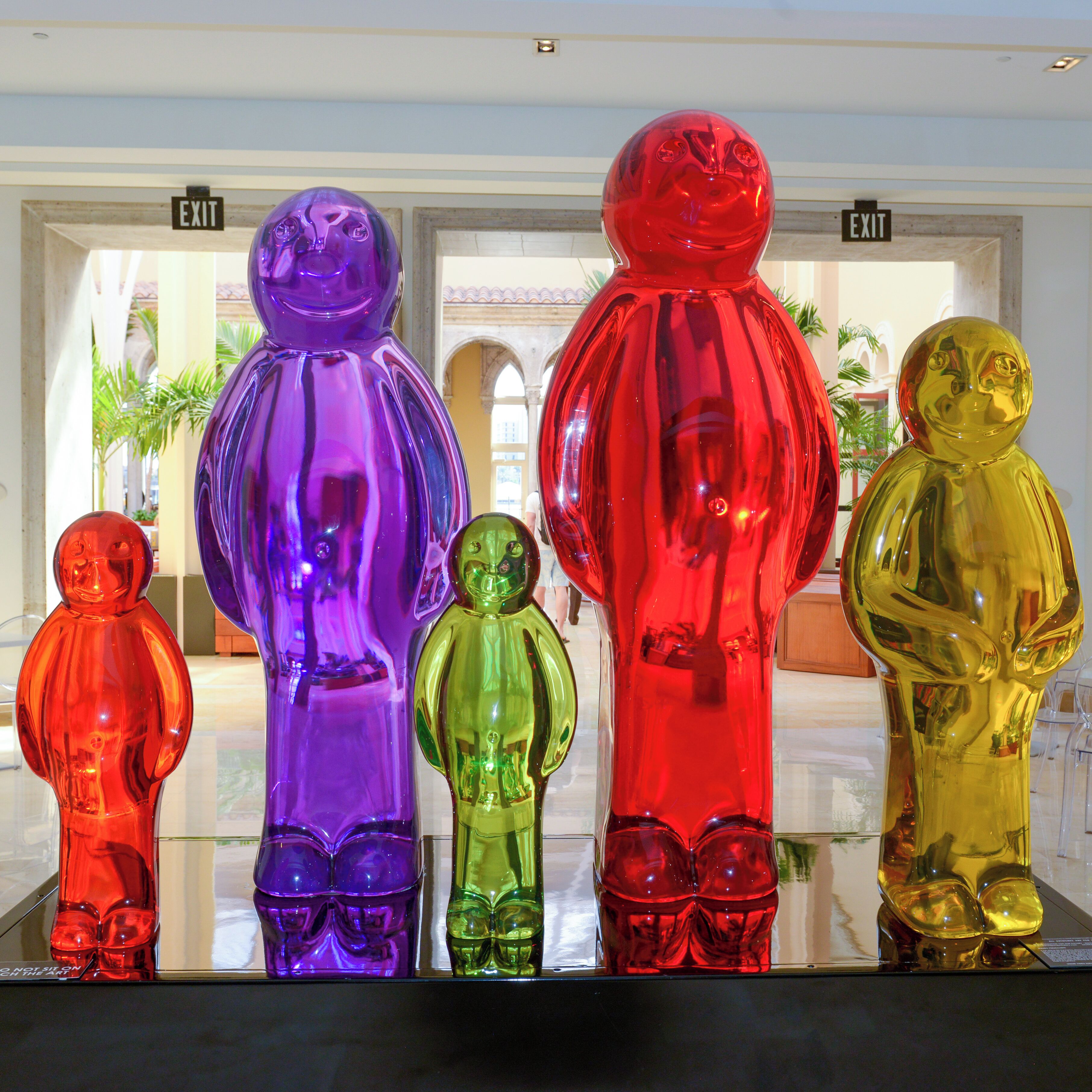 What an awesome property ! or should I say properties... the Resort and Club as well as the Yacht and Beach Clubs make this property a great bang for the buck with a ton to offer. There are lots of very unique art pieces all over the property.