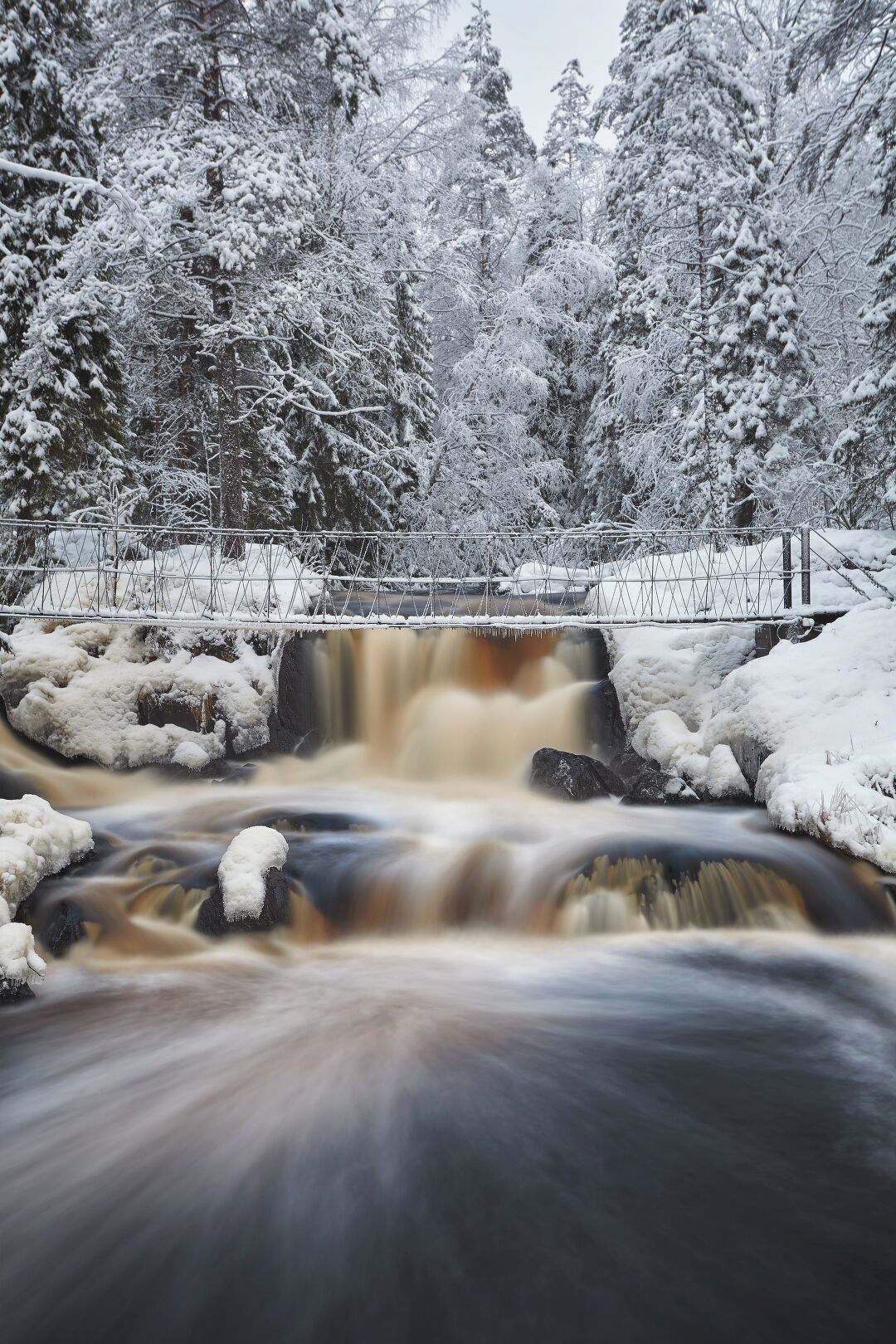 Snow stories of Tohmajoki

Tohmajoki is the beautiful river in Karelia. The most popular place there - Ruskeala's waterfalls, where you can enjoy the pure beauty of northern nature...