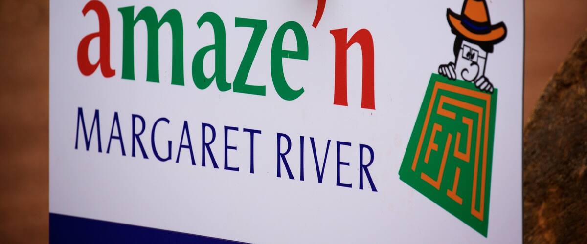 RiviĂšre RivAmaze\'n montrant signalisation