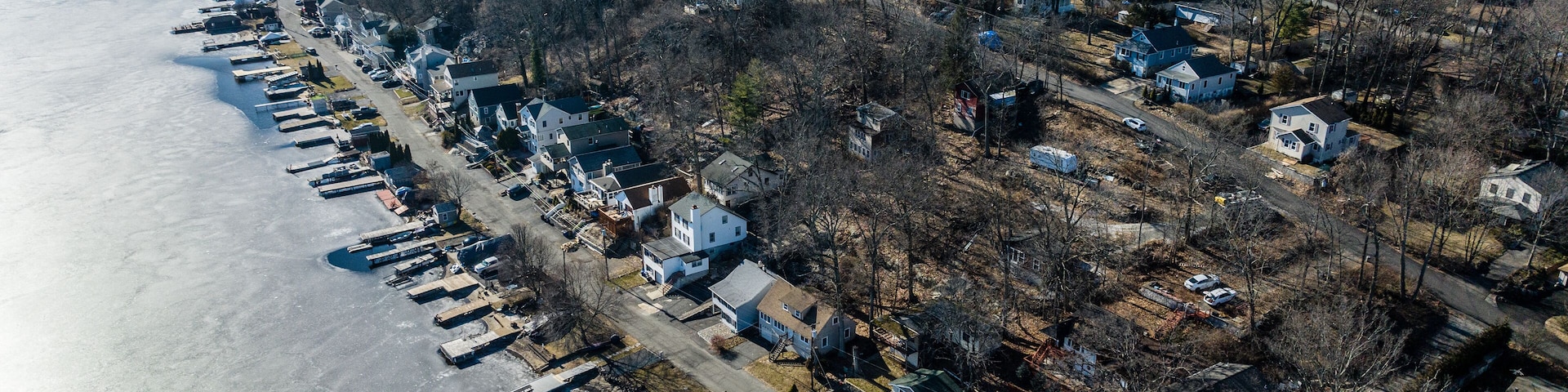 Lake Hopatcong New Jersey in The Winter