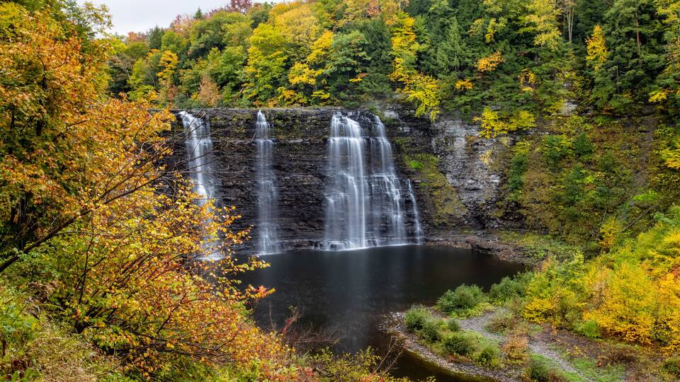Scenic view of Salmon River Falls in New York, USA