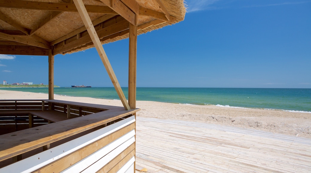 CostineÈti-stranden som inkluderar en sandstrand