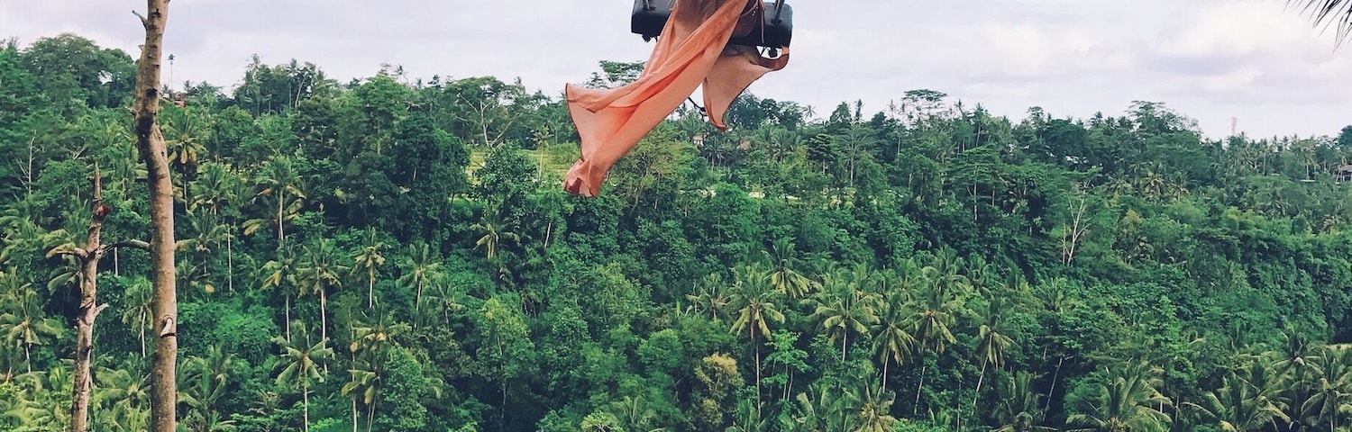 Swinging high in the jungle 💚🌴🐒 #jungle #swing #bali #Indonesia #travel #nature #beautiful #view #green