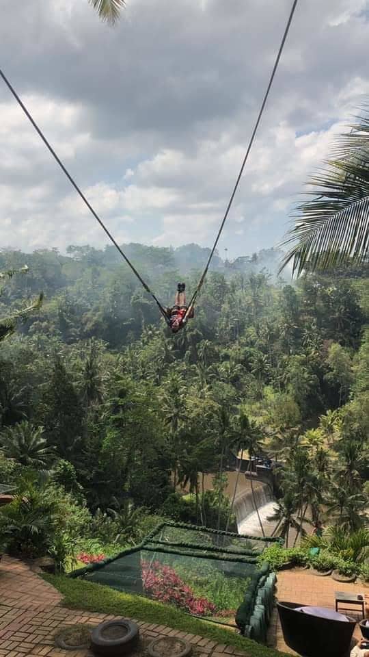 Lots of fun with a lot of photo opportunities. Swing to the extreme.

#Trovember