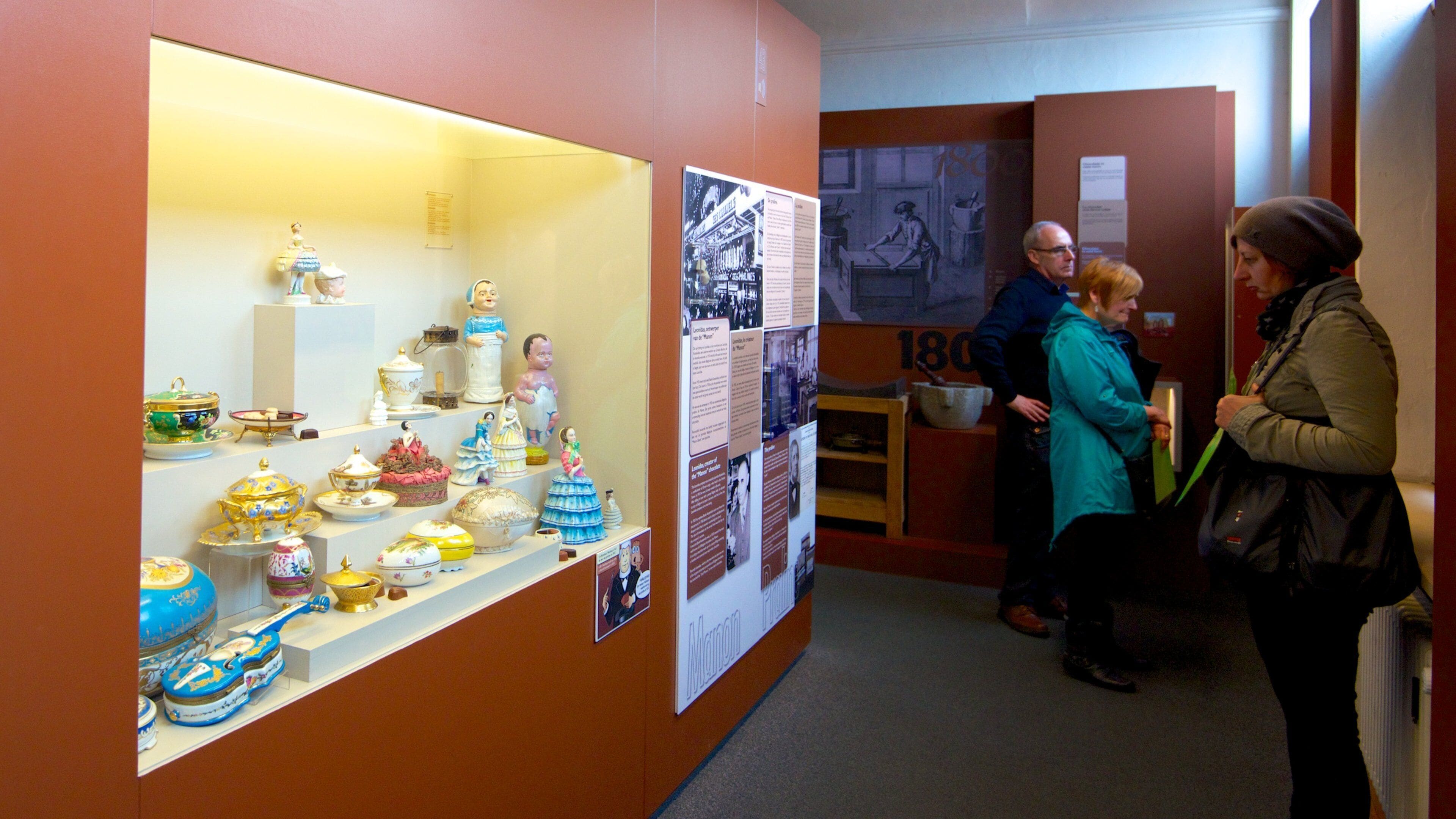 พิพิธภัณฑ์ Choco-Story เนื้อเรื่องที่ การตกแต่งภายใน ตลอดจน คนกลุ่มเล็ก