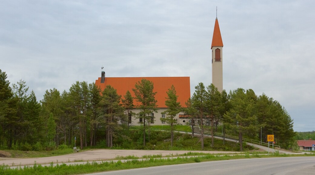 Enontekio kirke som inkluderer hage og kirke eller katedral