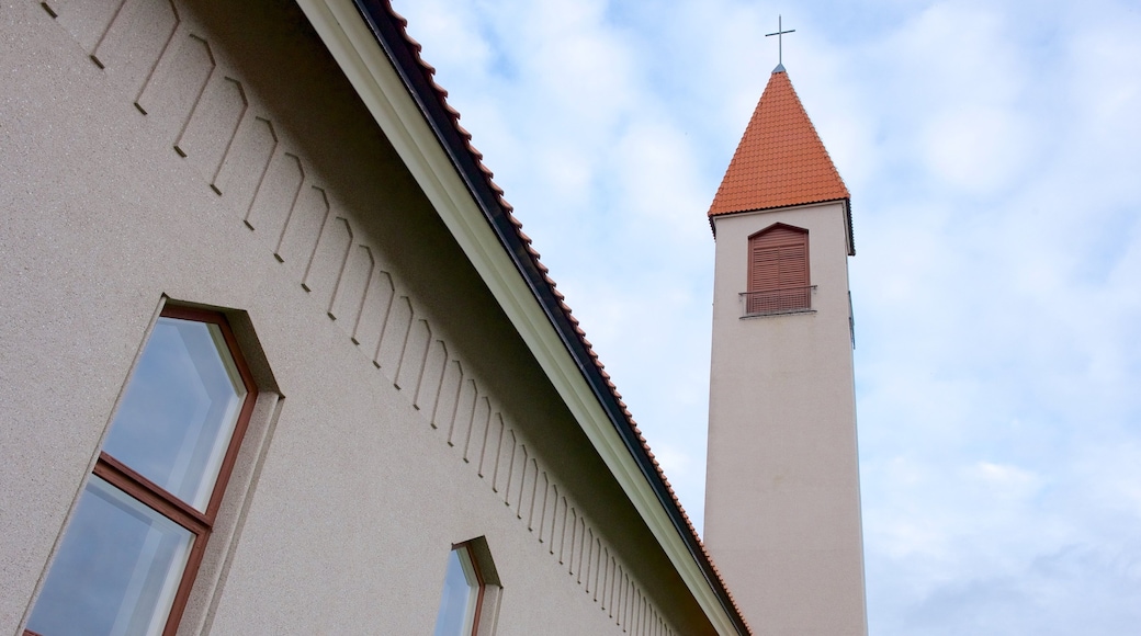 Enontekio kirke fasiliteter samt religion og kirke eller katedral
