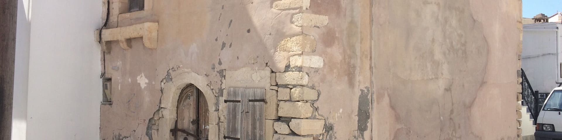 Rumour says he only stayed the one night in the 1790s. Not too surprising!