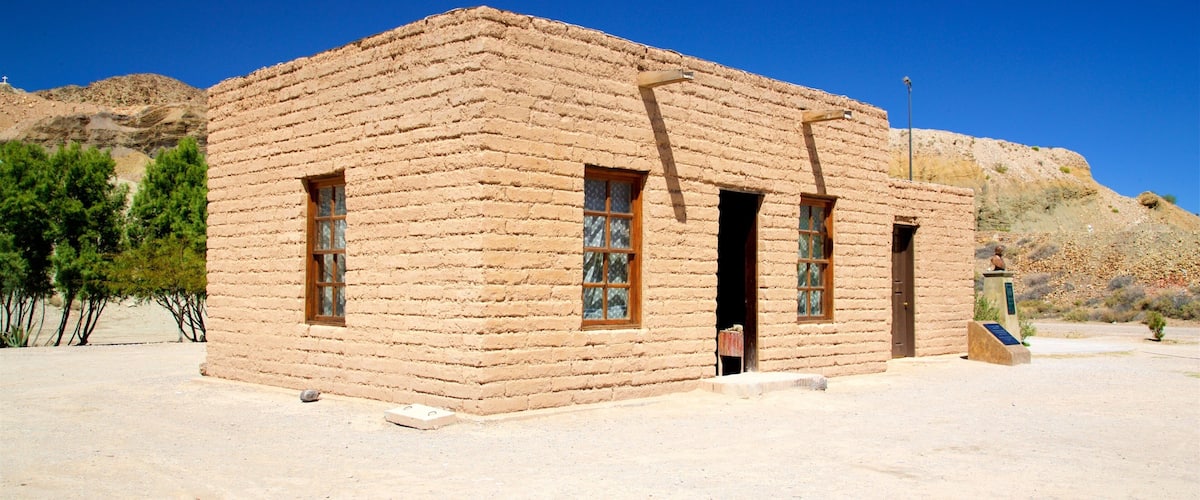 Casa de Adobe