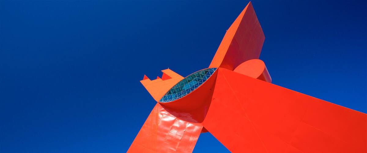 Monument Mexicanidad showing a monument