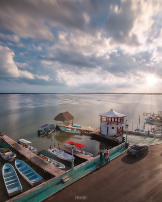 If you want a "Rio Lagartos View" try getting to the roof of Yuum Ha Boutique Hotel, you will get a 360 degree view of the place, get there before sunrise and the light will be great during sunrise, take some Panos and take your long lens with you to shoot the locals (fishermen) and the local fauna, if you are lucky you can even catch the flamingos taking off. tip: sunset is also great... And the best, all you have to do is turn left :)
#travelling #mexico #waterlust #sunrise