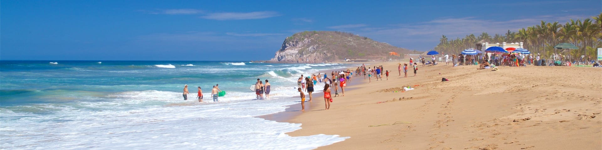 マサトラン どの含み ビーチ, 海岸線の眺め と サーフィン