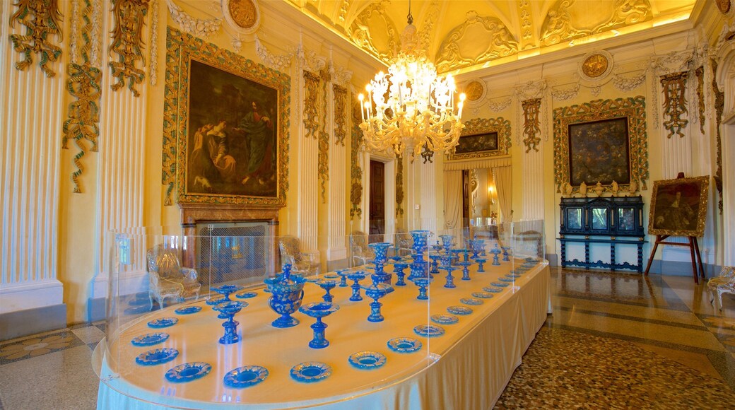 Palazzo e Giardino Borromeo caracterizando vistas internas, arte e elementos de patrimĂŽnio