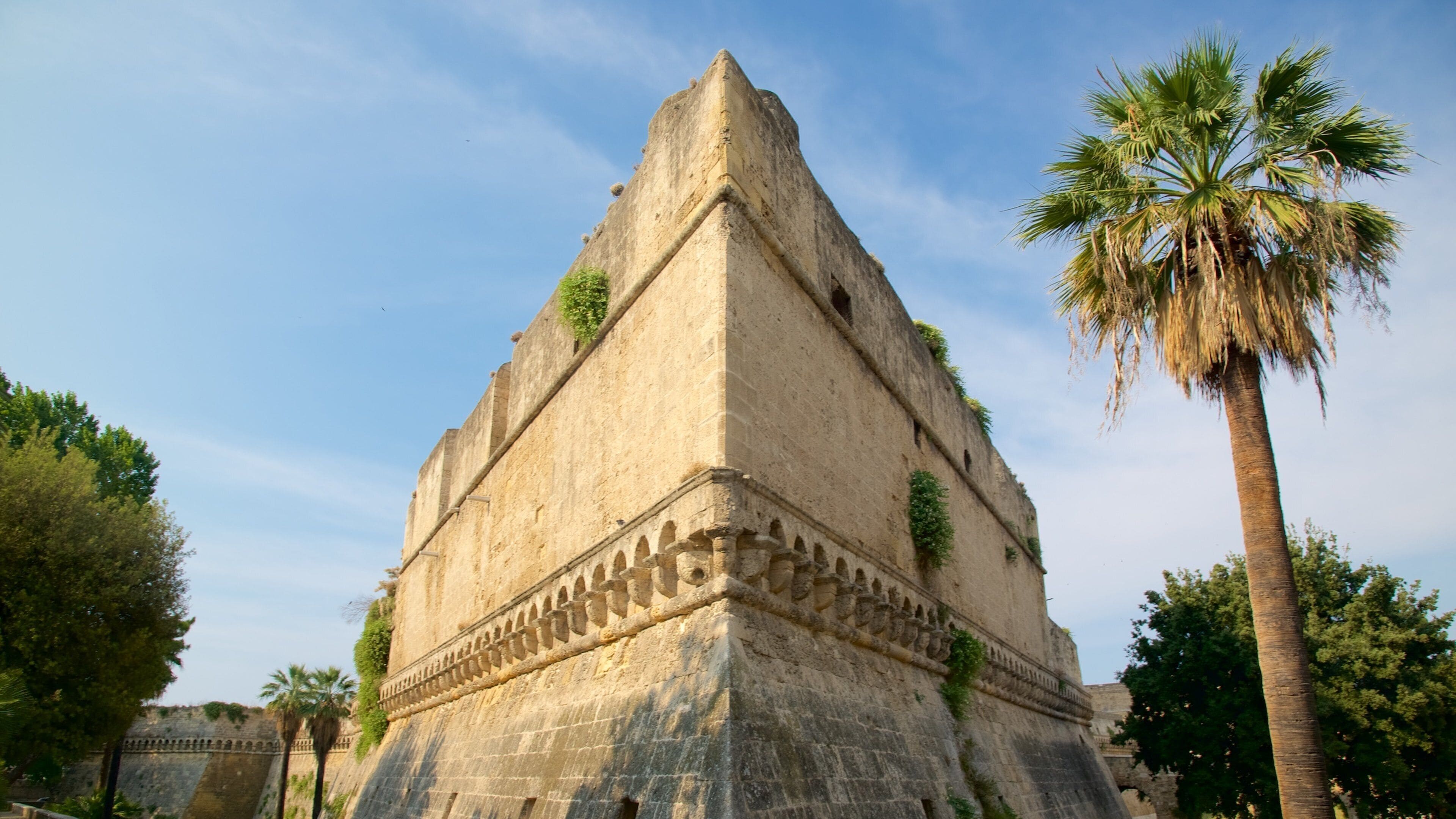 Norman Castle featuring heritage architecture