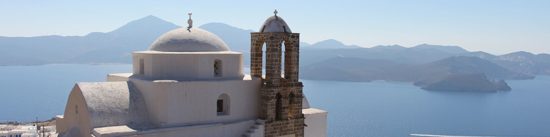 Milos, Greece
#beachbound
#milos #greece #Island #islandlife #cyclades #histori #travel #holiday #nofilter #photo #photoofday