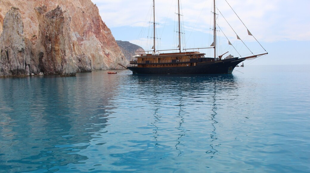 Kleftiko, Milos, Greece
#beachbound
#kleftiko #milos #greece #Island #islandlife #cyclades #histori #travel #holiday #nofilter ##photo #photoofday