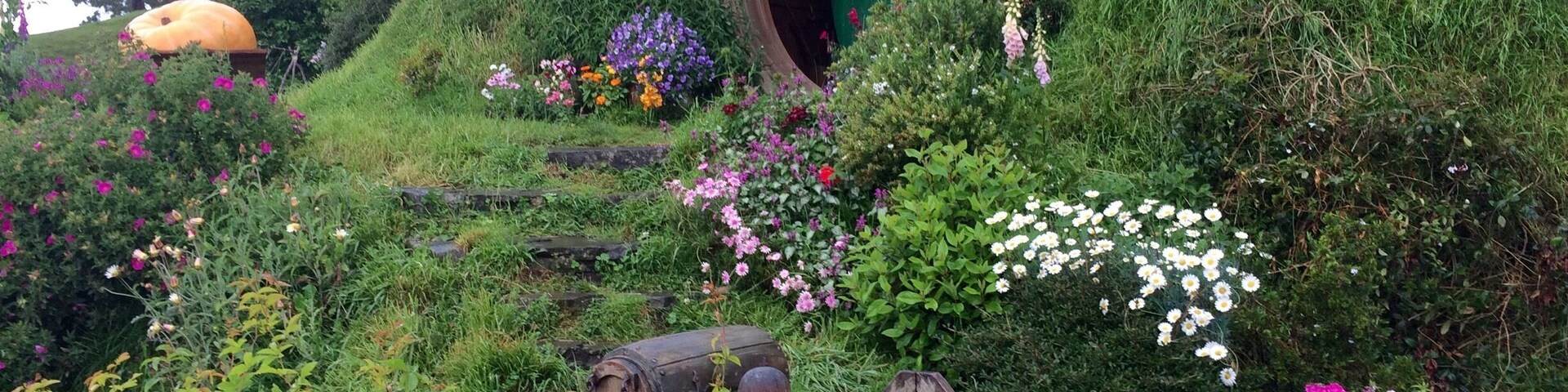 Can you recall who lives here?
The shire is even more magical in person. Must do for any LOTR or Hobbits fan. Take the evening tour that includes dinner at the Green Dragon pub.