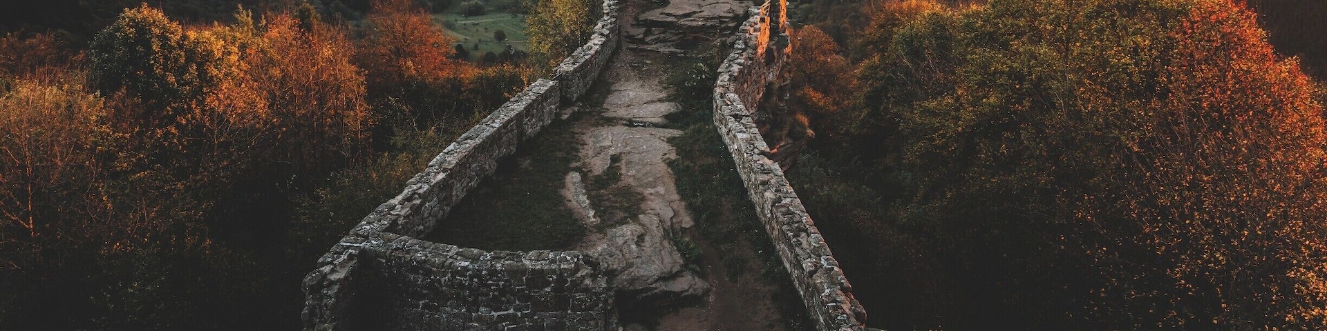 Throwback to an awesome trip back in Autumn... driving around the Vosges and Germany, sleeping in cars and watching sunrises!
#troveon #germany #hiking #sunrise
Make sure you follow me on: https://www.facebook.com/ShotByCanipel/ https://www.instagram.com/canipel/