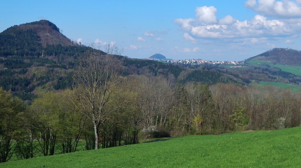 Die 3 Kaiserberge (Stuifen, Hohenstaufen im Hintergrund, Rechberg)