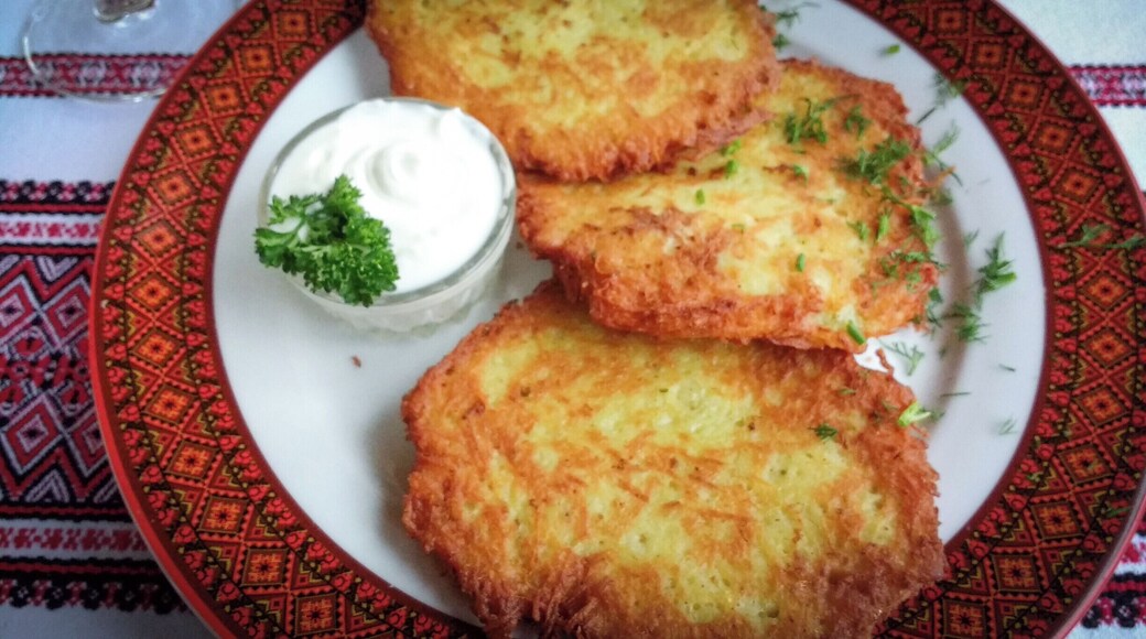 #Delicious potato pancakes in a great restaurant. Good food and service, beautiful garden, just the right prices.
I'd go back!