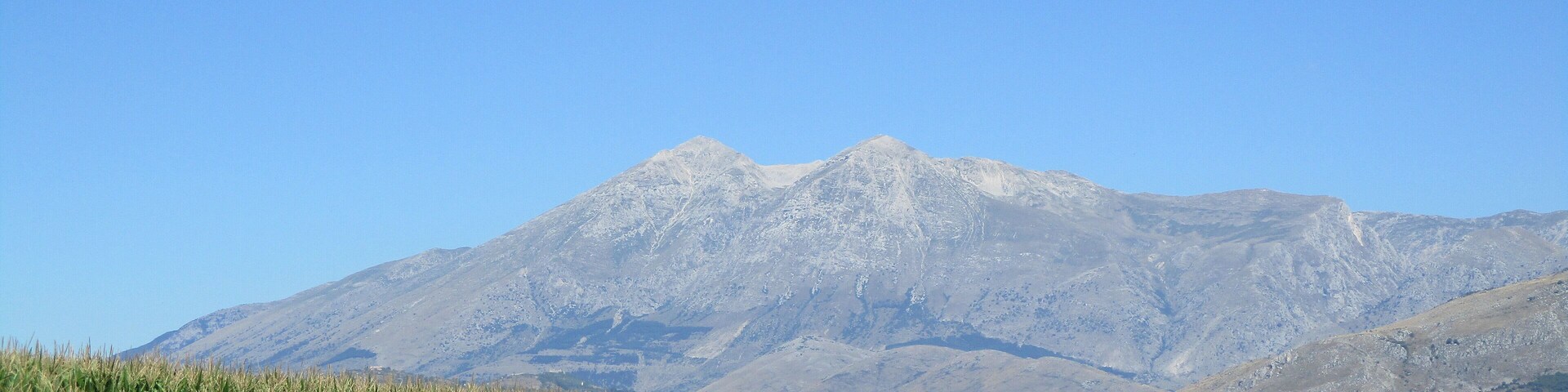 Fucino (sullo sfondo il monte Velino)