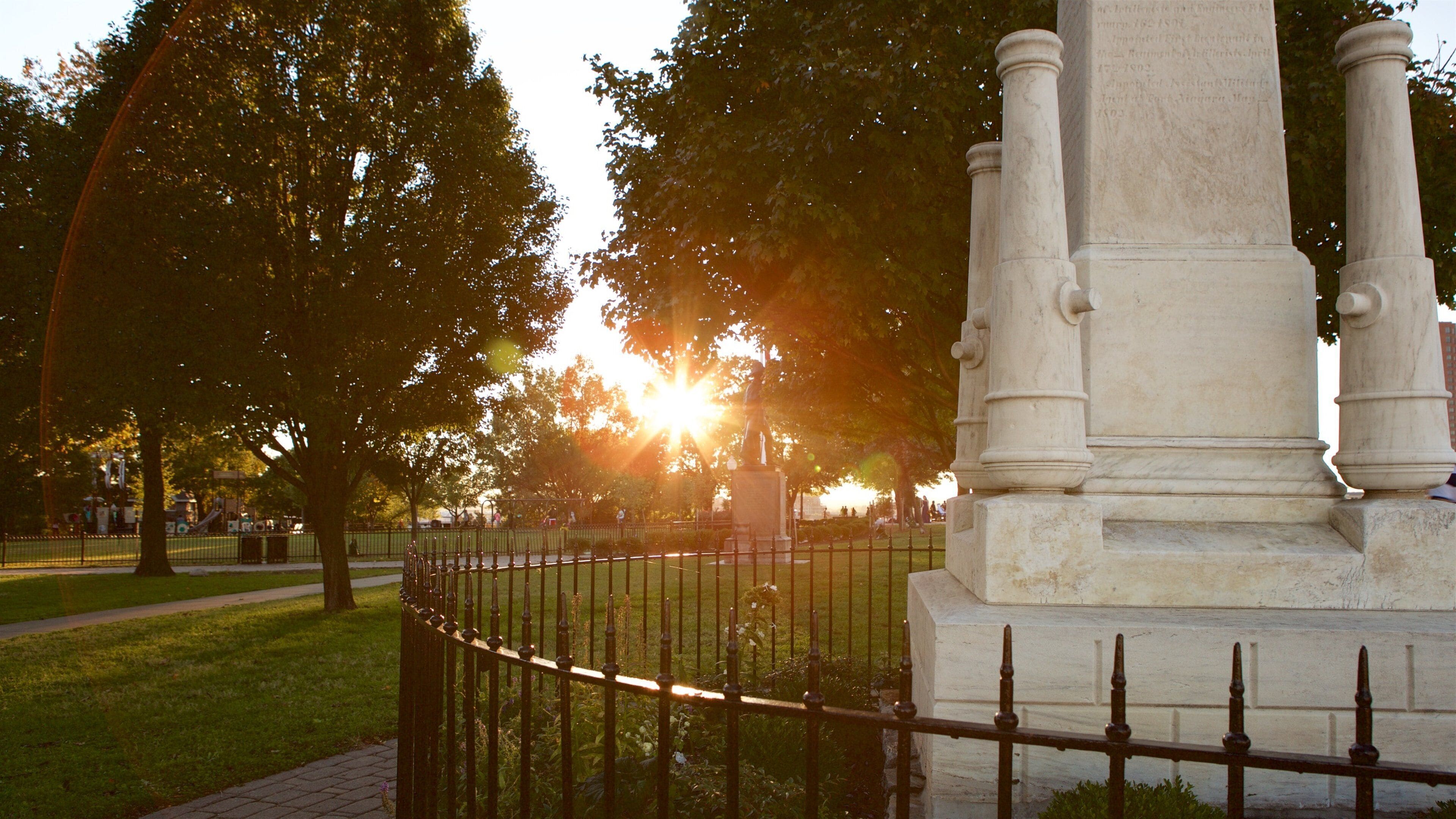 Federal Hill Park which includes a sunset and a park