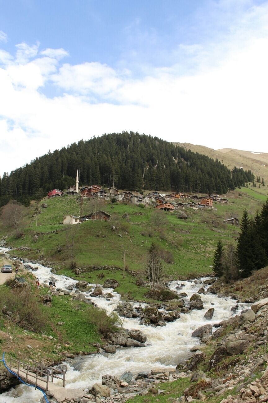 Haldizen plateau, Çaykara, Trabzon, Turkey 
#SpringFun 