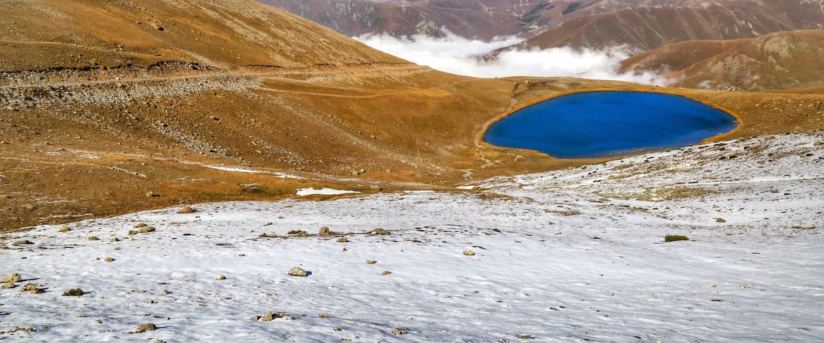 Southerneastern part of Turkey has many natural beauties. Aygır crater lake is pretty far from civilisation but totally worth to see.
#LifeAtExpedia
#MiddleOfNoWhere